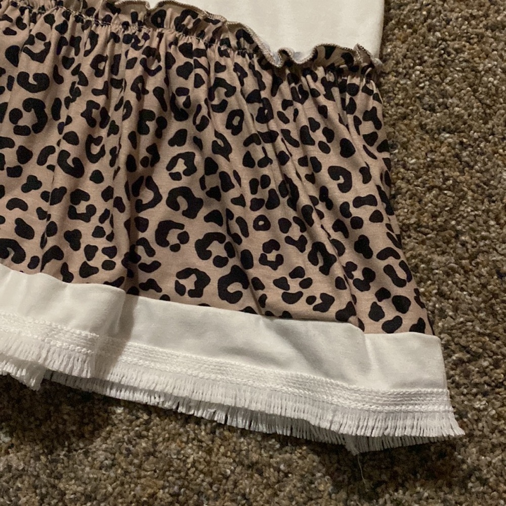 New Leopard Print Ruffle Bottom Tank Top - Picture 3 of 5
